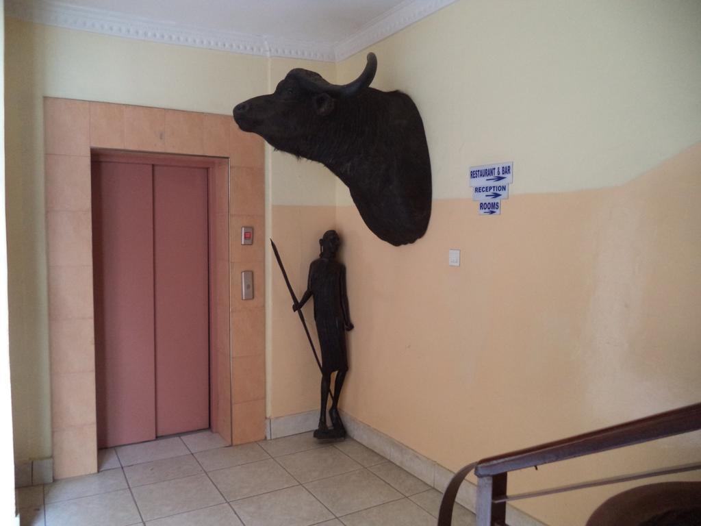 Arusha Tourist Inn Hotel Экстерьер фото