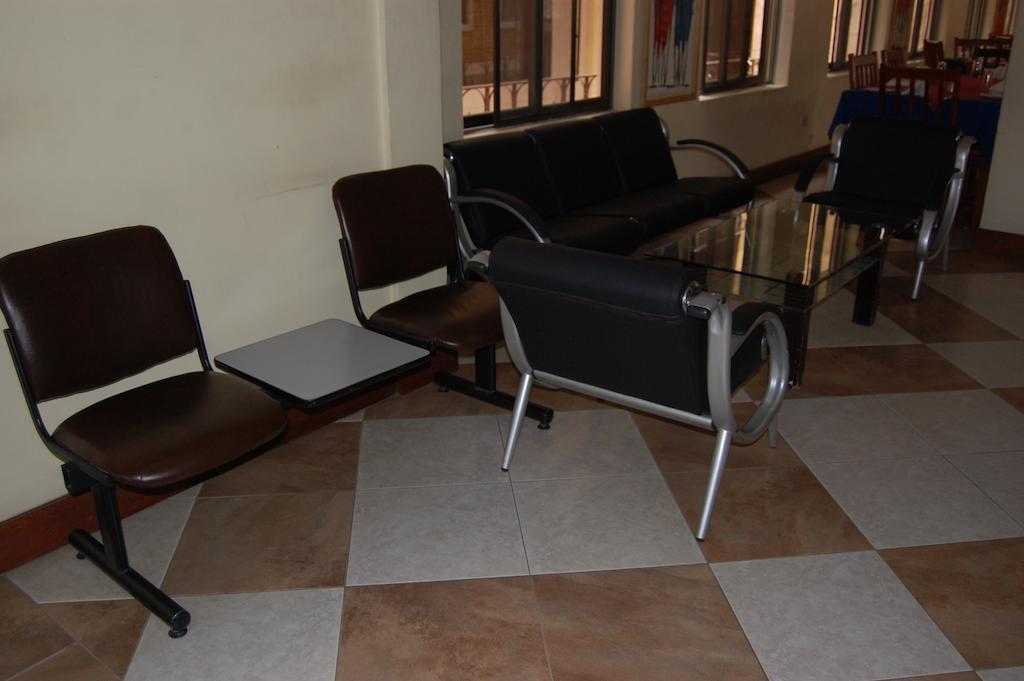 Arusha Tourist Inn Hotel Экстерьер фото